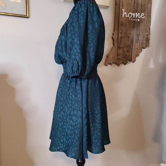 Sadie & Sage Blue Green Smocked Waist Balloon Sleeve AOP Satin Dress Womens M - Picture 3 of 9